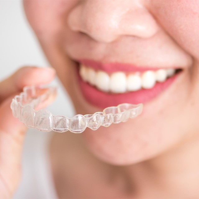 Corrige tu dentadura con ortodoncia invisible